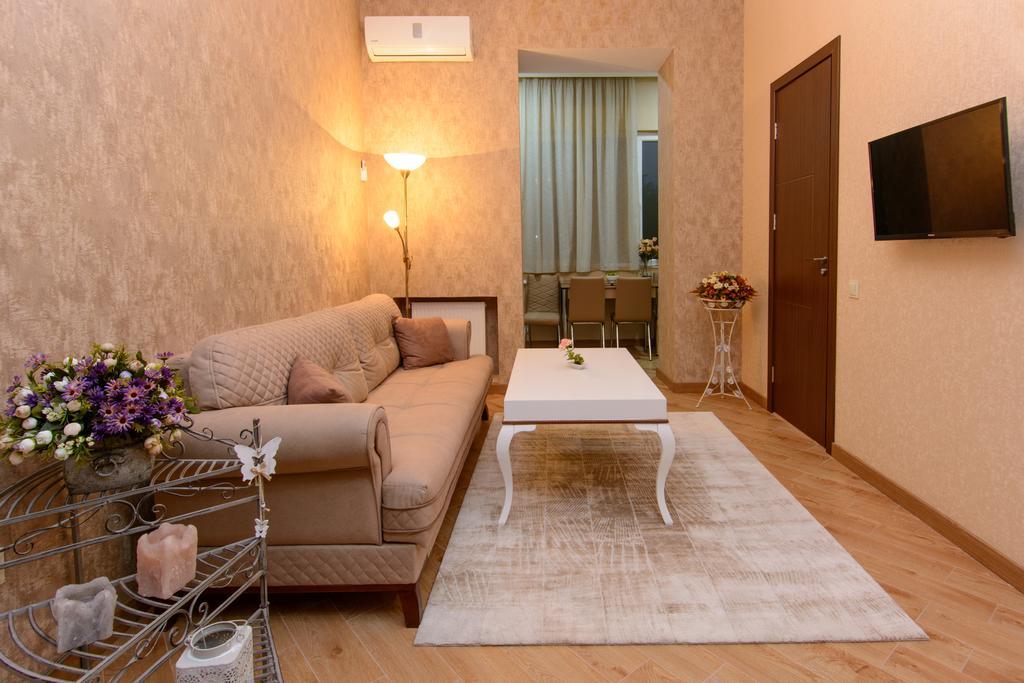 Dat Exx Apartments On Marjanishvili ティビリシ エクステリア 写真
