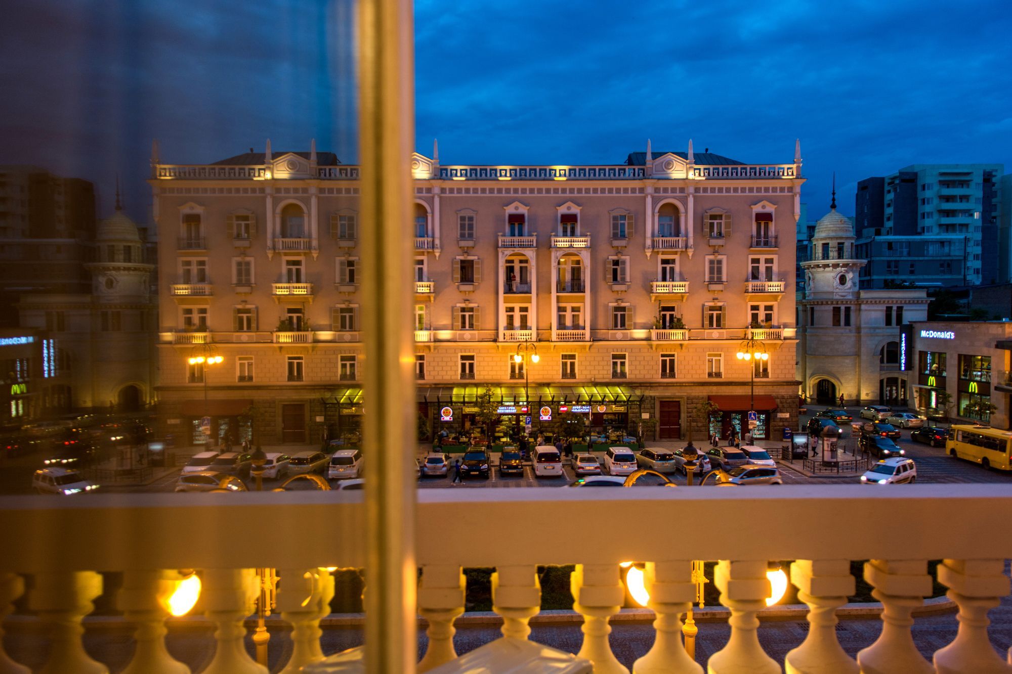 Dat Exx Apartments On Marjanishvili ティビリシ エクステリア 写真